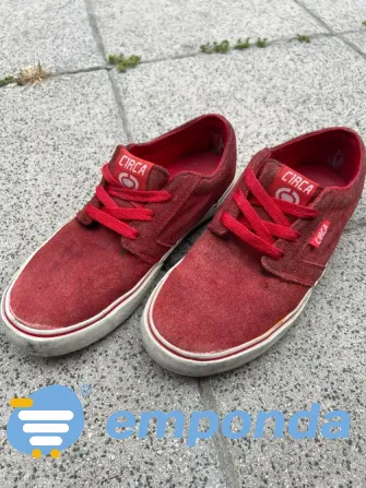 Varias zapatillas Lomas de Zamora - imagen 4