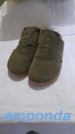 Zuecos de gamuza San Telmo - imagen 1