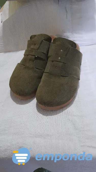 Zuecos de gamuza San Telmo - imagen 1