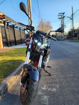 Benelli TNT 135 Quilmes