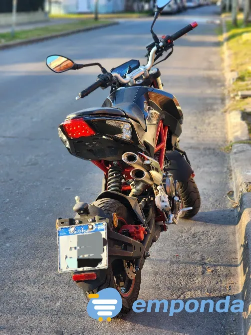 Benelli TNT 135 Quilmes - imagen 5