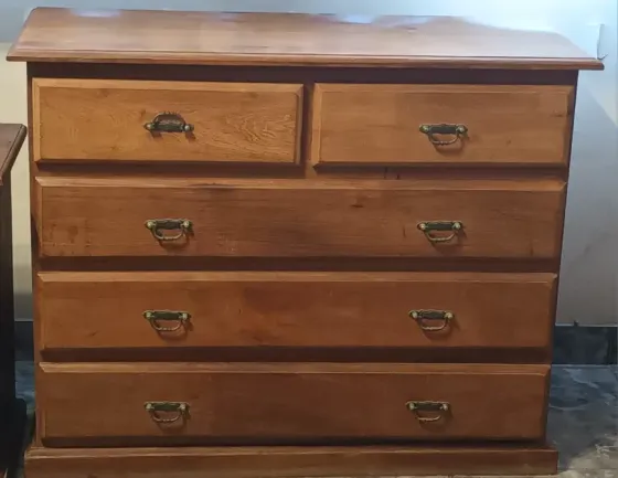 Juego completo de muebles de algarrobo macizo Avellaneda