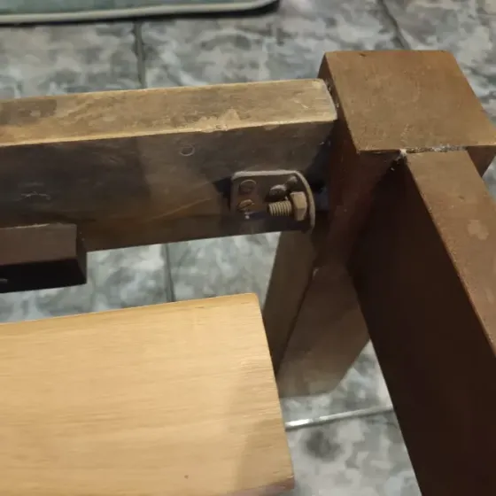 Juego completo de muebles de algarrobo macizo Avellaneda