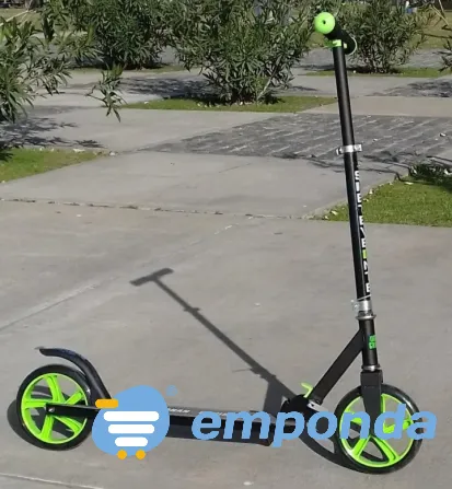 Monopatín Scooter Urban Cruiser Travesia Avellaneda - imagen 1