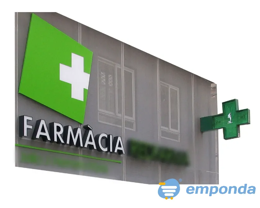 Impresion e instalacion de vinilo microperforado para farma Lanús - imagen 1