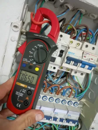 Electricista y técnico Refrigeración Matriculado Merlo