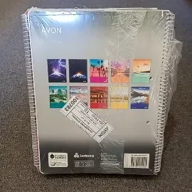 Cuaderno Avon 29, 7 tapa flexible 84 h. CUADRICULADO x 10 un Avellaneda