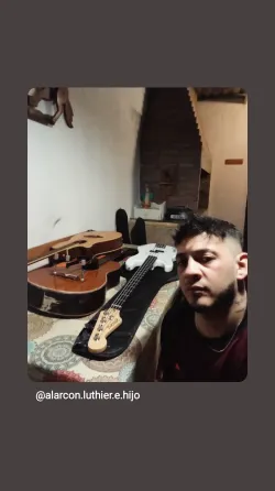 Mantenimiento de guitarras bajos, acusticos y eléctricos Tandil