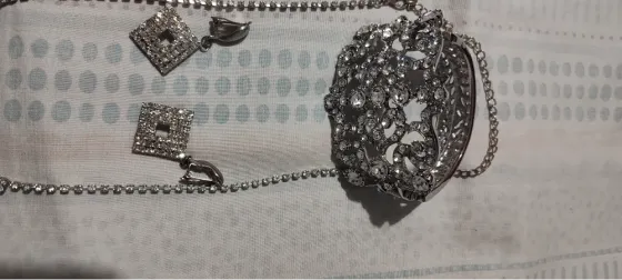 Colgante y aros Villa Ballester