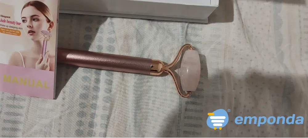 Rodillo facial electrico rosa nuevo Villa Ballester - imagen 2