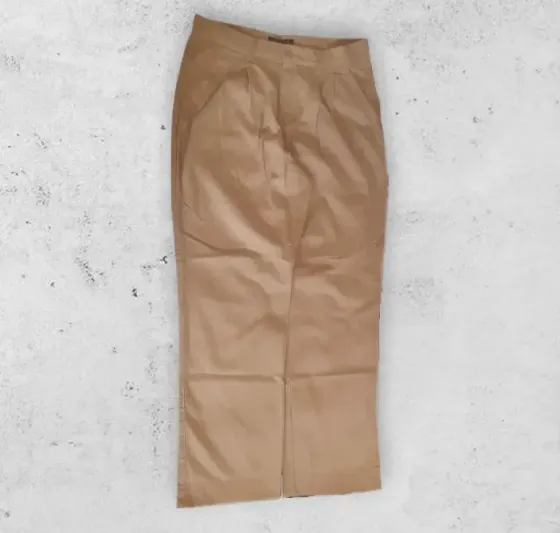 Pantalón sastrero José C. Paz