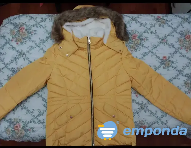 Campera con Abrigo José C. Paz - imagen 3