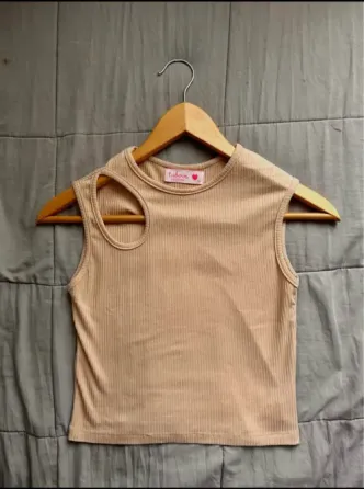 Top Musculosa José C. Paz