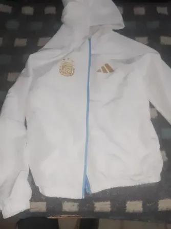 Campera blanca La Rioja