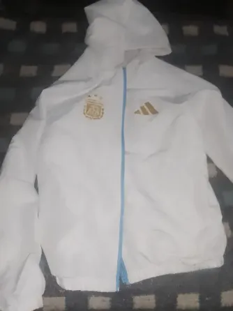 Campera blanca La Rioja