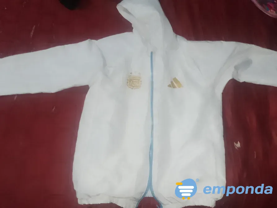 Campera blanca La Rioja - imagen 1