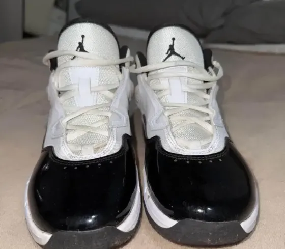 Zapatillas jordan Olivos
