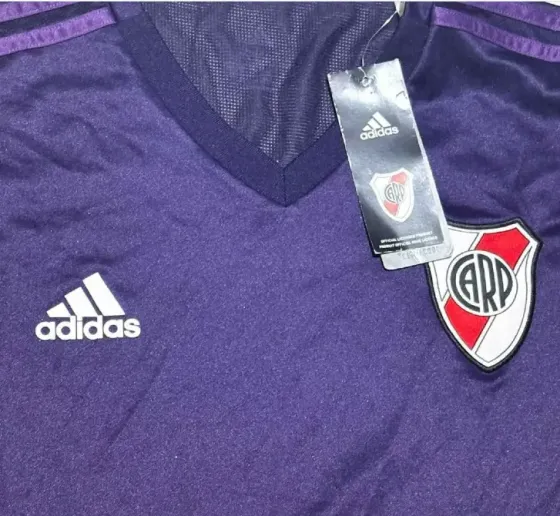 Camiseta de river Olivos