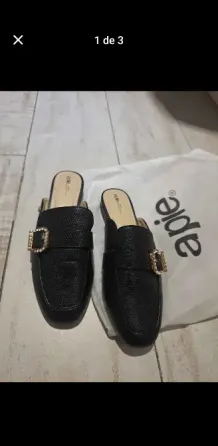 Zapatos nuevos suecos Olivos