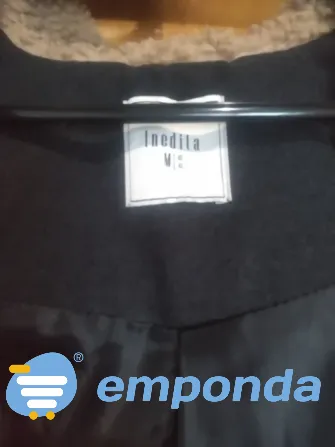 Campera c botones Inédita Villa Luzuriaga - imagen 2