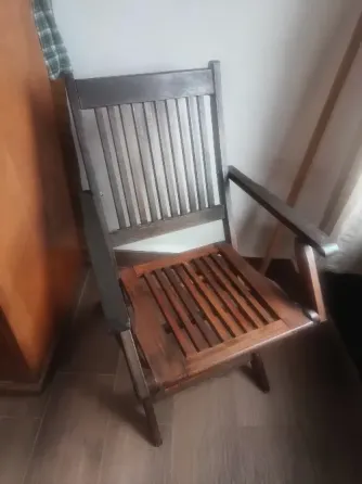 Silla de madera Olivos