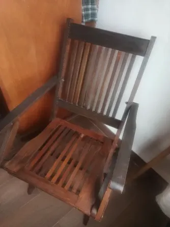 Silla de madera Olivos