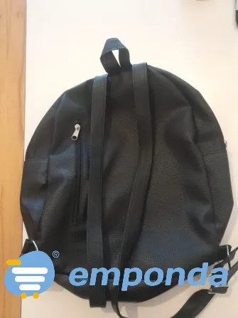 Mochila Simil Cuero Villa Urquiza - imagen 3