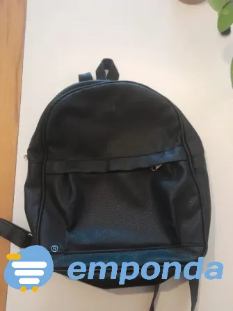 Mochila Simil Cuero Villa Urquiza - imagen 1
