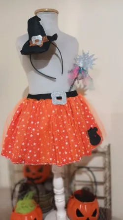 Disfraz pollera tutu Brujita con accesorios Malvinas Argentinas