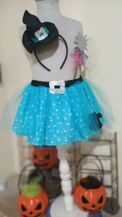 Disfraz pollera tutu Brujita con accesorios Malvinas Argentinas