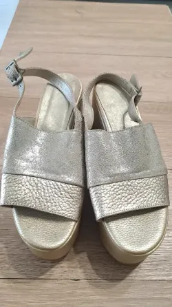 Sandalias mujer Bahía Blanca