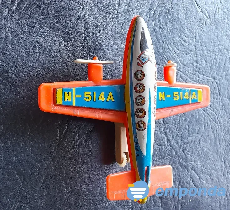 Juguete avioncito Tres de Febrero - imagen 1