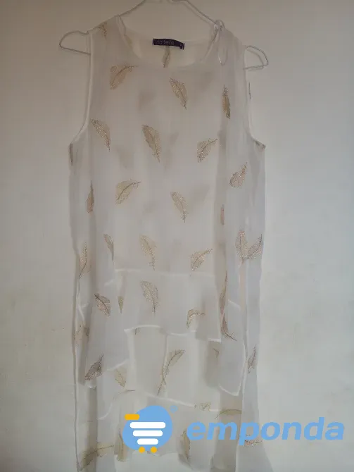 Hermosa blusa Colegiales - imagen 1