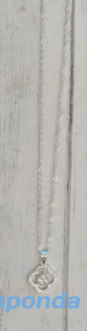 Collar trébol San Miguel de Tucumán - imagen 2