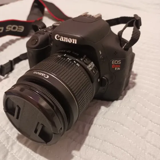 Canon EOS Rebel T3i (600D) Kit 18-55 Floresta