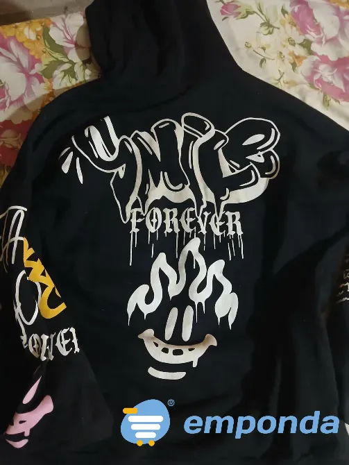 Buzo con capucha modeno Formosa ciudad - imagen 2