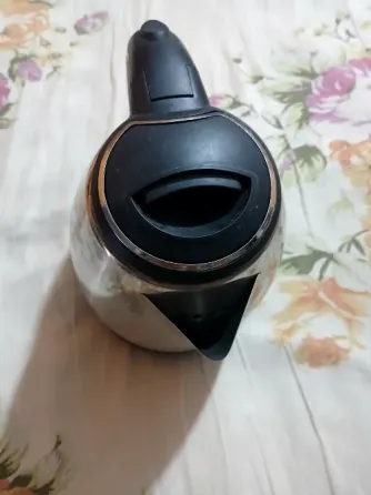 Jarra electrica marca WAER Formosa ciudad