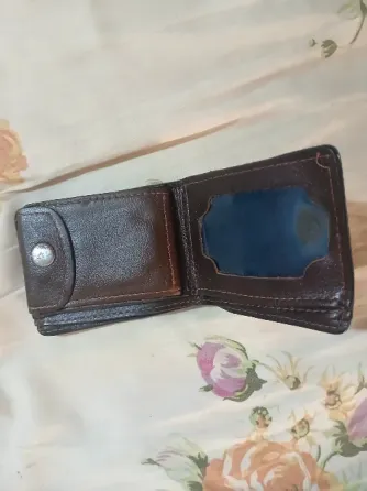 Billetera marca IPV de cuero Formosa ciudad