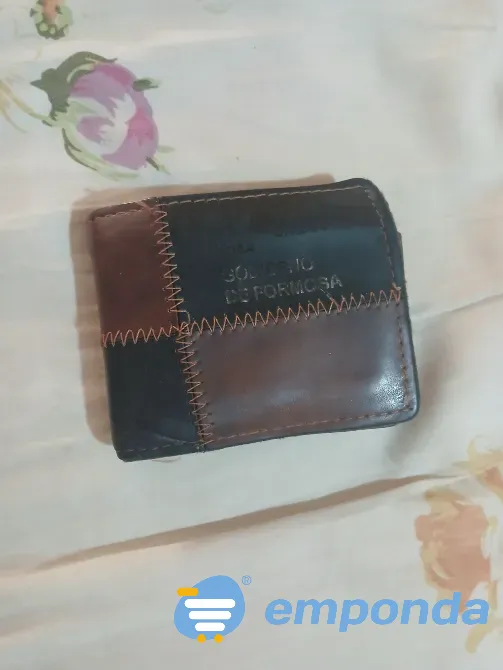 Billetera marca IPV de cuero Formosa ciudad - imagen 2
