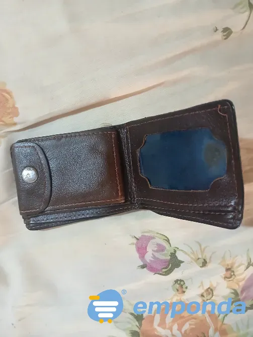 Billetera marca IPV de cuero Formosa ciudad - imagen 3