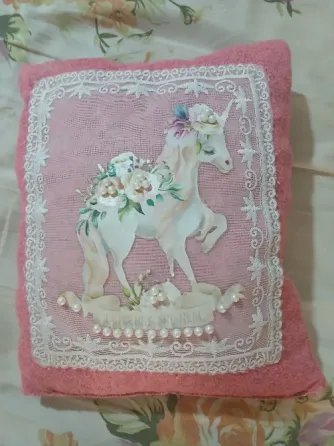 Almohada unicornio mujer Formosa ciudad