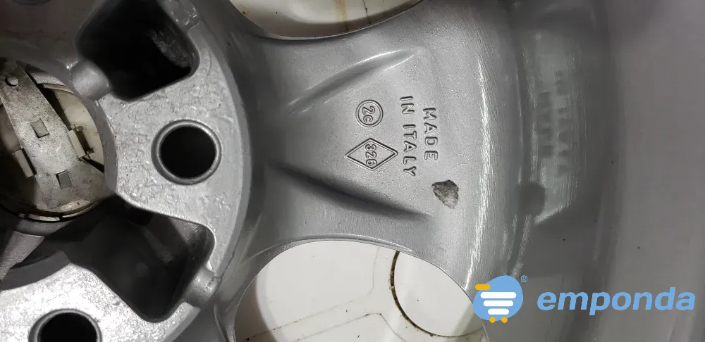 Llanta R15 Renault Laguna Original Tigre - imagen 3