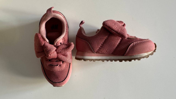 Zapatillas para niñas H&M Caballito
