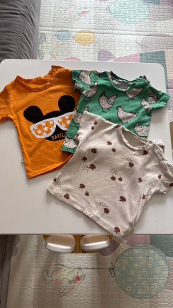 Conjunto de tres camisetas 80 Caballito