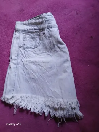 Short de jean clarito con flecos Villa Ballester