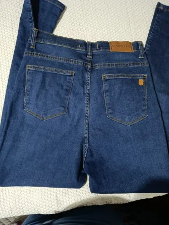 Pantalón maria Cher talle 38/40 Morón