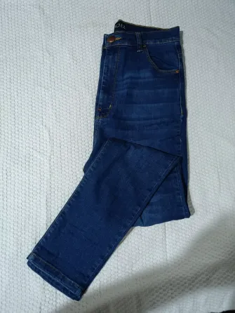 Pantalón maria Cher talle 38/40 Morón