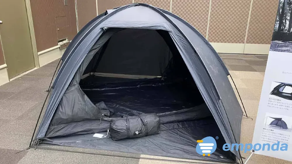 Carpa para dos personas, nueva, en color negra, livian Tandil - imagen 1