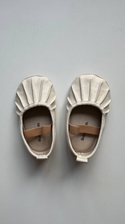 Zapatos talla 13 Caballito