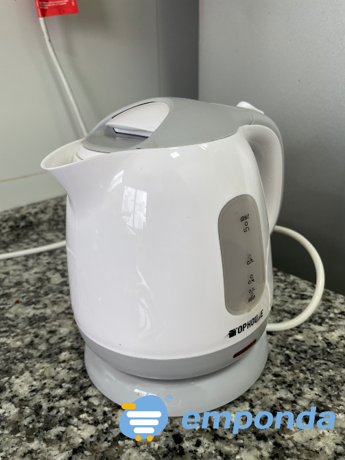 Pava electrónica blanca corte automático To p House 1 L Villa Crespo - imagen 5